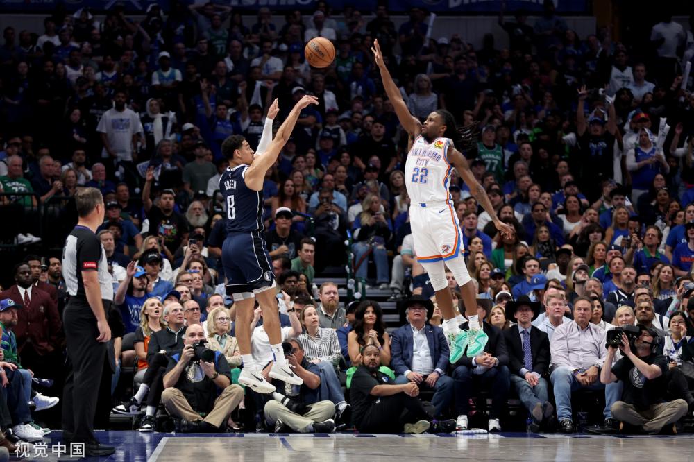 暴露了灰熊 暴露了灰熊