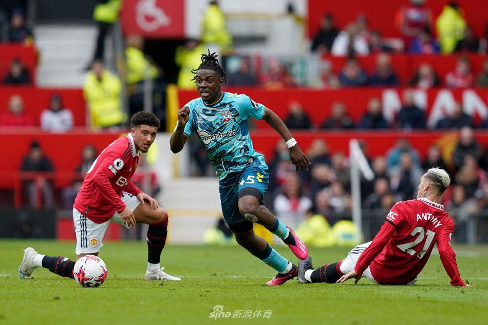 决于战术执 决于战术执